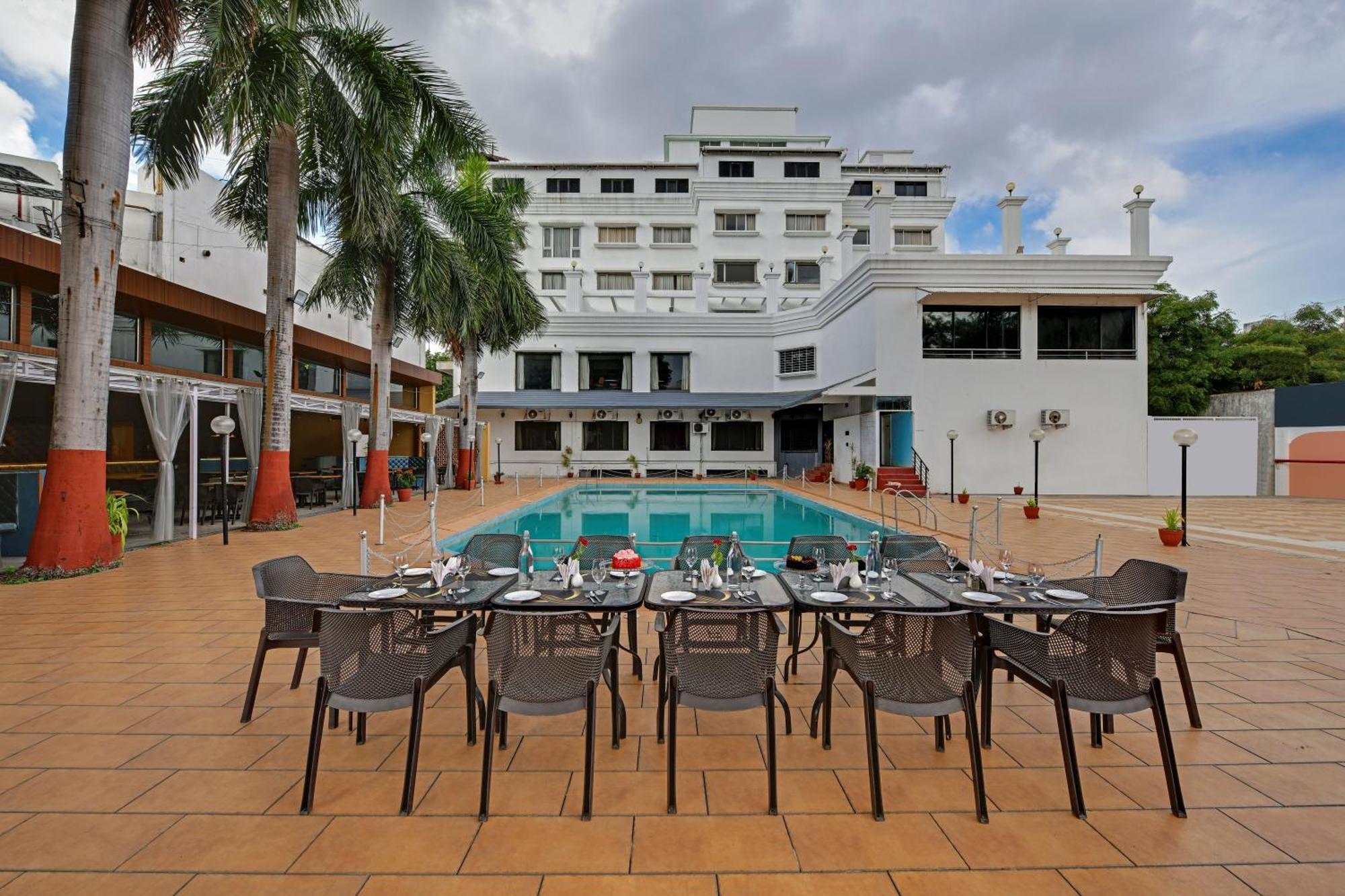 Quality Inn Regency, Nászik Kültér fotó